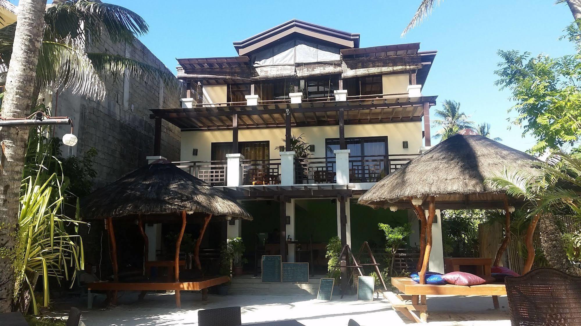 Residencia Boracay Hotel Balabag  Exterior photo